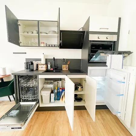 Apartment Contactless Self-check-in - Stayhere Studio 4 *