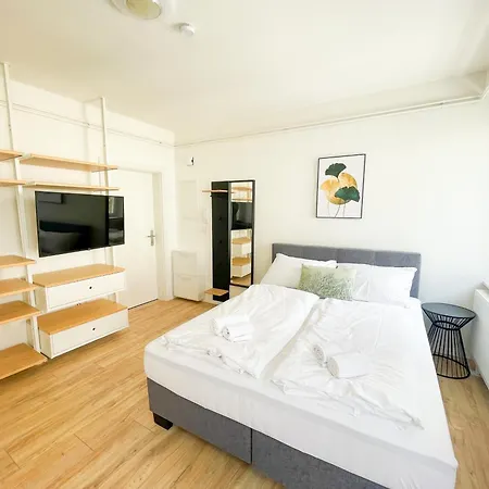 Contactless Self-check-in - Stayhere Studio 4 Apartment *